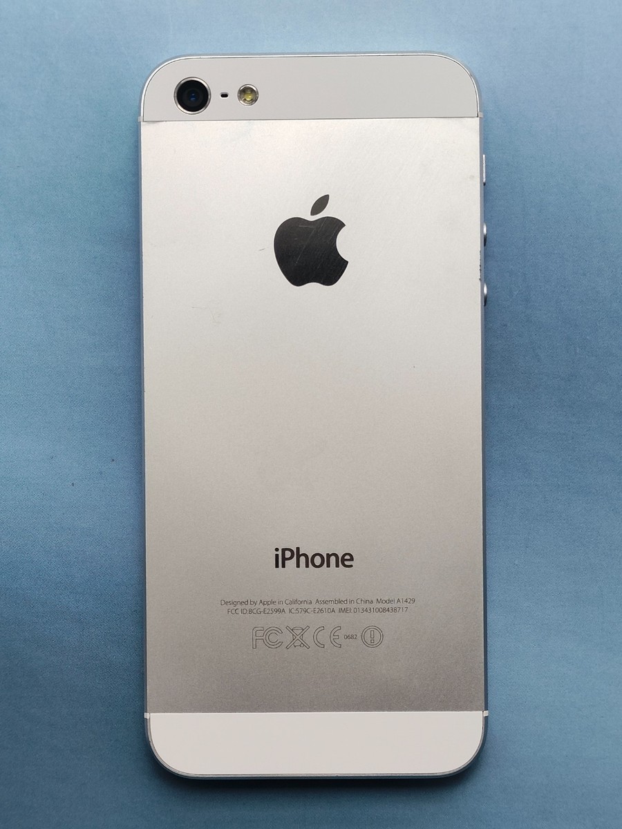 Apple iPhone 5G Smartphone 6.1 inch, 48 MP Camera - Grey / Silver