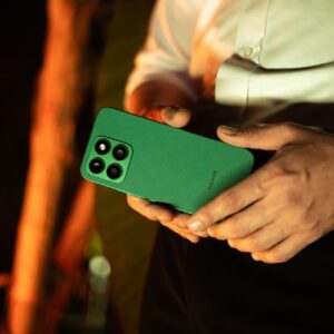 Xiaomi 4G Smartphone 4 GB RAM, 64 MP Camera - Green / Black